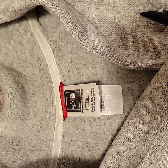 The North Face womens pullover - Picture 2 of 7